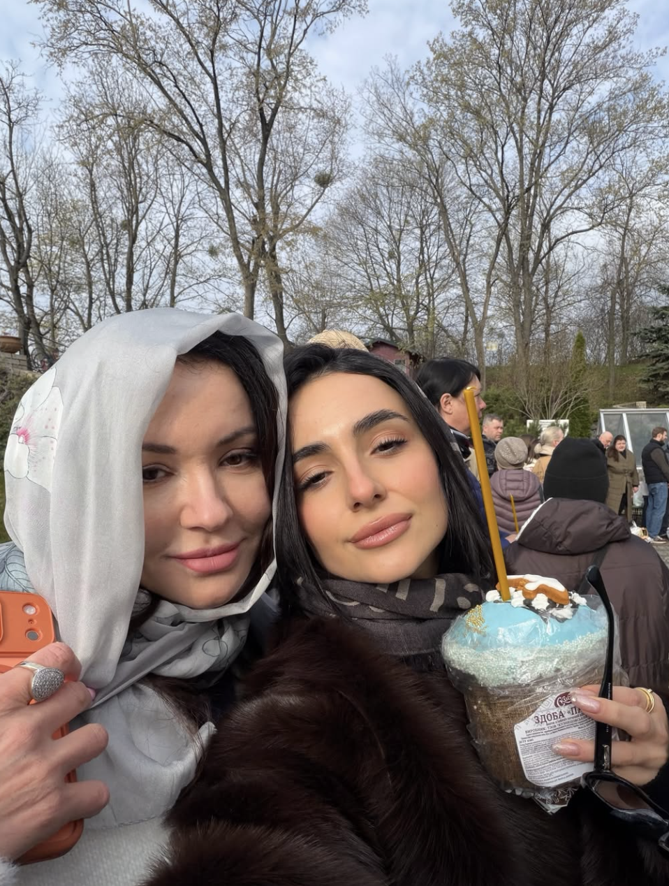 Як зірки святкують Великдень: теплі фото й побажання від Ребрик, Федишин і не тільки